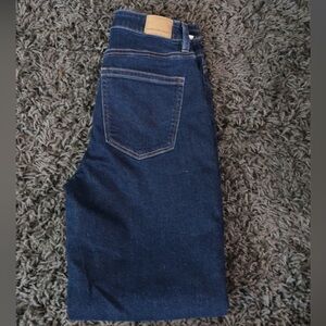 size 2 American Eagle dark wash mom jeans
